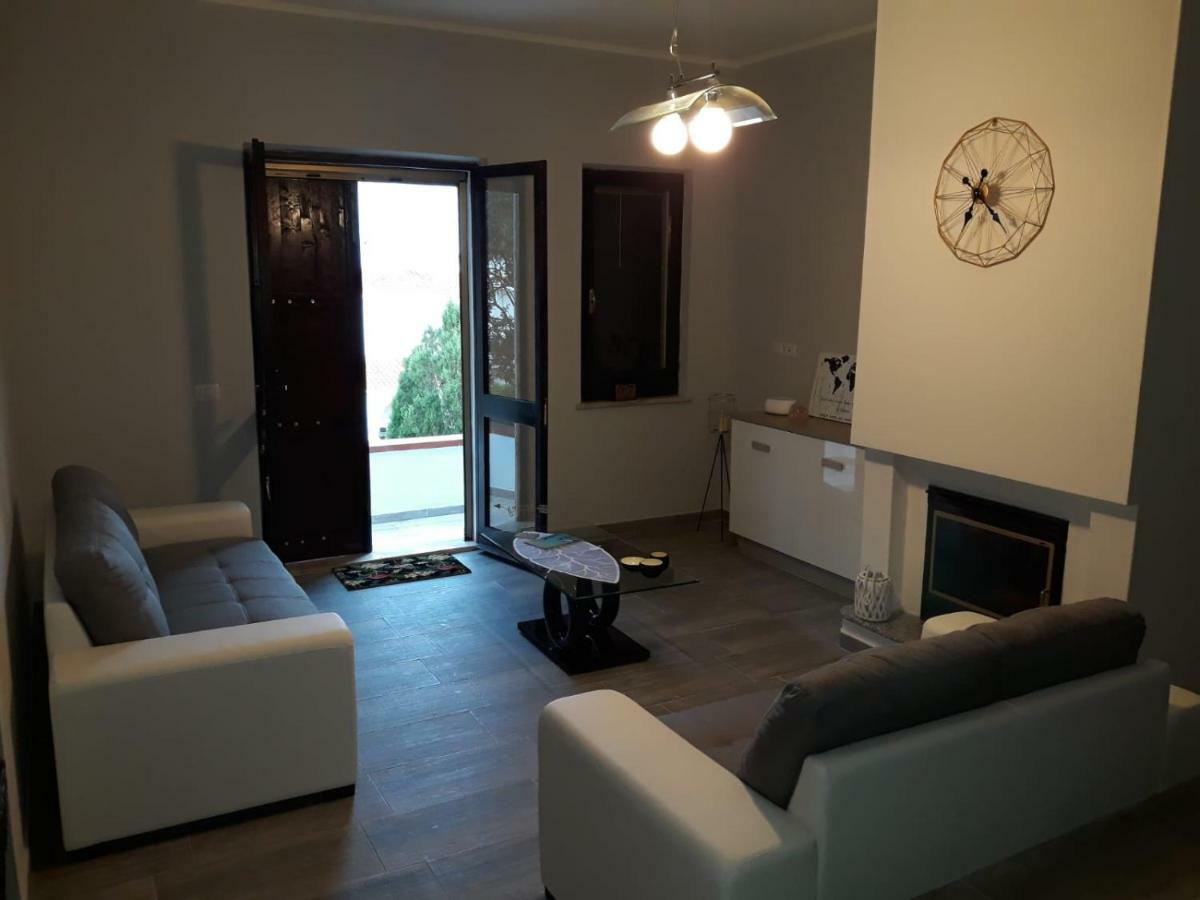 Sweethouse Pula Villa Porto Columbu - Perd'E Sali Luaran gambar